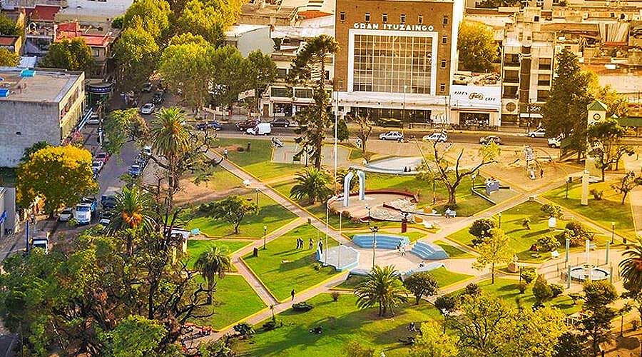 Fuerte preocupación en Ituzaingó: Comerciantes luchan contra la caída del consumo y los altos alquileres